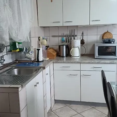 Island House In - Marathias Lägenhet Elíka